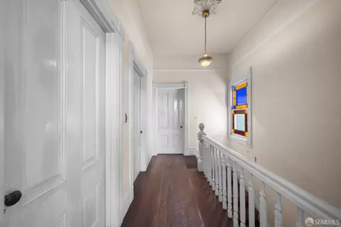 Entry Way - 705 Jackson St, Oakland, CA 94607 photo 2 of 6