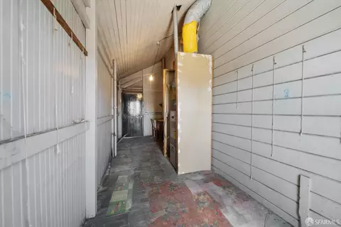 Entry Way - 705 Jackson St, Oakland, CA 94607 photo 6 of 6
