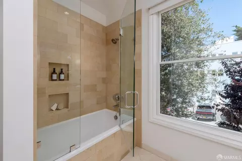 602 Noe St, San Francisco, CA 94114 photo 28