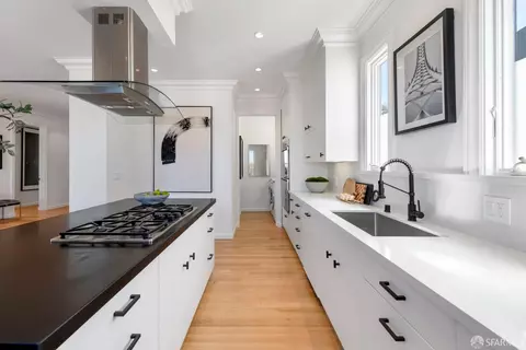 602 Noe St, San Francisco, CA 94114 photo 14