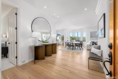 602 Noe St, San Francisco, CA 94114 photo 2