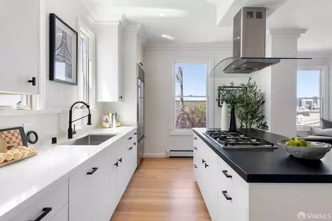 602 Noe St, San Francisco, CA 94114 photo 13