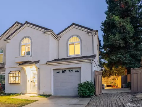 513 Chandon Ct, Walnut Creek, CA 94597