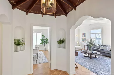 Entry Way - 3020 20th Ave, San Francisco, CA 94132 photo 1 of 8