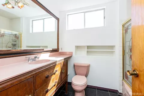 Bath - 196 Ocean Ave, San Francisco, CA 94112 photo 2 of 3