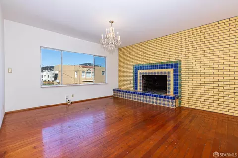 Living - 196 Ocean Ave, San Francisco, CA 94112 photo 2 of 9
