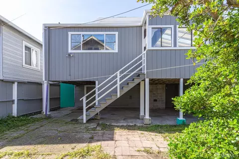 Exterior - 196 Ocean Ave, San Francisco, CA 94112 photo 6 of 8