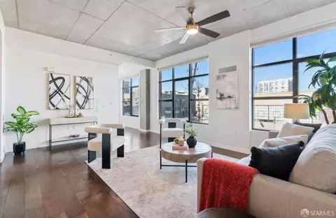 288 3rd St #201, Oakland, CA 94607