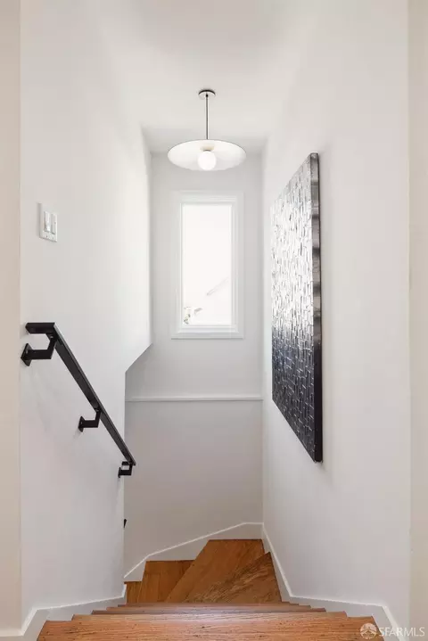 Entry Way - 2 Aztec St, San Francisco, CA 94110 photo 4 of 6