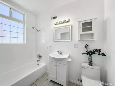 Bath - 49 Joost Ave, San Francisco, CA 94131 photo 2 of 5
