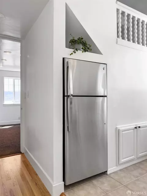 Kitchen - 49 Joost Ave, San Francisco, CA 94131 photo 4 of 6