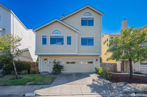 167 Linda Vista Dr, Daly City, CA 94014