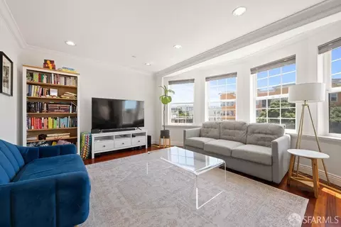 Living - 499 33rd Ave #302, San Francisco, CA 94121 photo 2 of 4