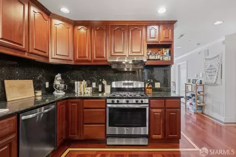Kitchen - 499 33rd Ave #302, San Francisco, CA 94121 photo 8 of 8