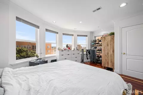 Bedroom - 499 33rd Ave #302, San Francisco, CA 94121 photo 5 of 8