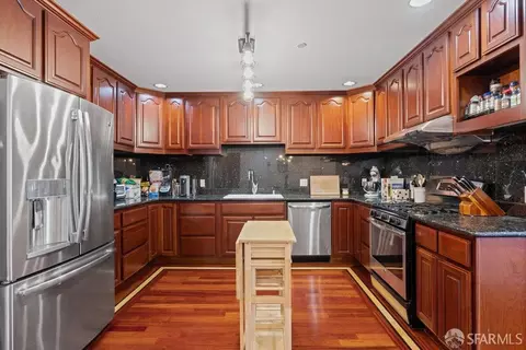 Kitchen - 499 33rd Ave #302, San Francisco, CA 94121 photo 3 of 8