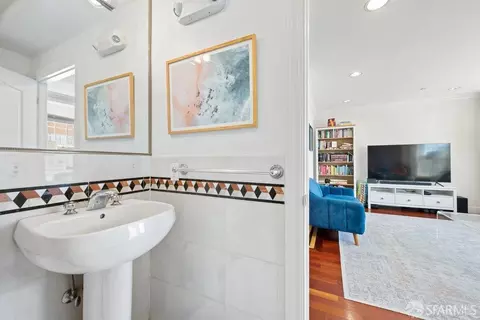 Bath - 499 33rd Ave #302, San Francisco, CA 94121 photo 1 of 4