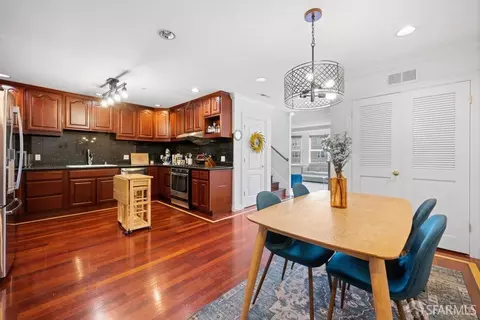 Kitchen - 499 33rd Ave #302, San Francisco, CA 94121 photo 1 of 8