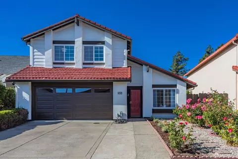 450 Cape Cod Dr, San Leandro, CA 94578