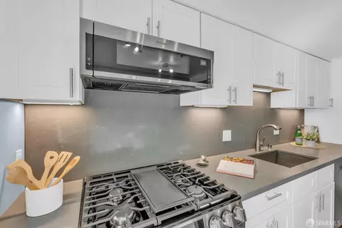 Kitchen - 2799 Laguna St, San Francisco, CA 94123 photo 5 of 5
