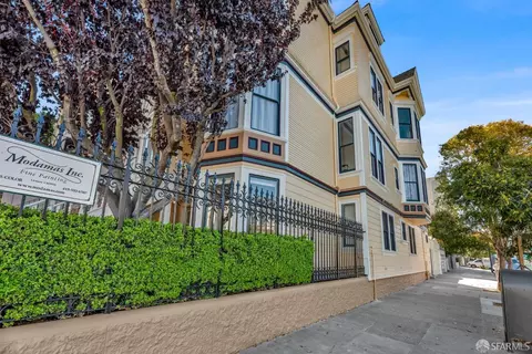 Exterior - 2799 Laguna St, San Francisco, CA 94123 photo 7 of 7