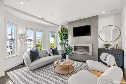 530 Douglass St, San Francisco, CA 94114