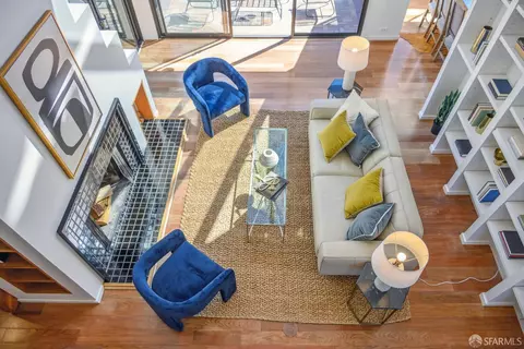 Living - 640 Davis St #17, San Francisco, CA 94111 photo 5 of 5