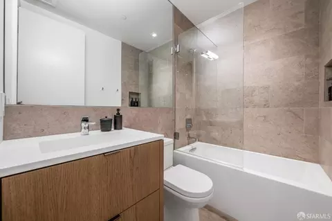 Bath - 19 Rosemont Pl, San Francisco, CA 94103 photo 2 of 3