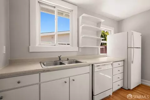 Kitchen - 3111 Wheeler St, Berkeley, CA 94705 photo 1 of 4