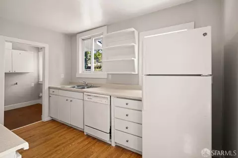 Kitchen - 3111 Wheeler St, Berkeley, CA 94705 photo 4 of 4