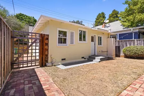 Exterior - 3111 Wheeler St, Berkeley, CA 94705 photo 3 of 8