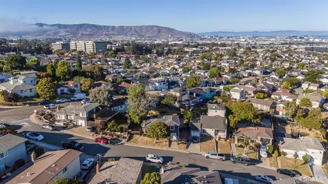 View/Area - 666 Cedar Ave, San Bruno, CA 94066 photo 3 of 9