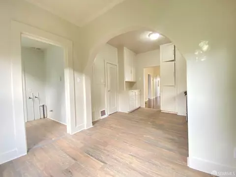 Entry Way - 276 Ellsworth St, San Francisco, CA 94110 photo 1 of 3