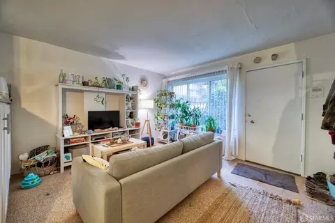 Living - 1634 Oxford St, Berkeley, CA 94709 photo 2 of 5