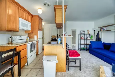 Kitchen - 1634 Oxford St, Berkeley, CA 94709 photo 2 of 2