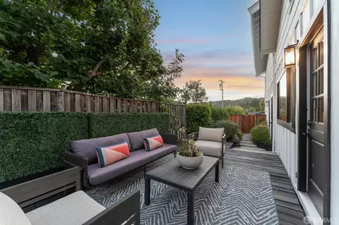 Exterior - 22 Lance Ct, Moraga, CA 94556 photo 6 of 14