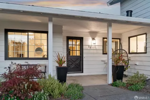 Exterior - 22 Lance Ct, Moraga, CA 94556 photo 7 of 14