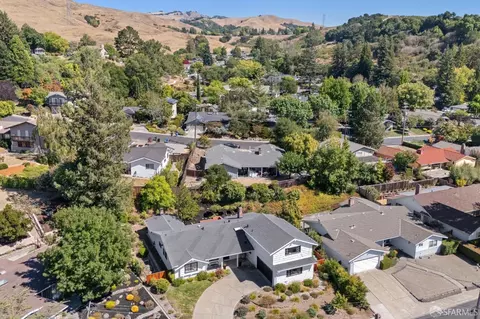 View/Area - 22 Lance Ct, Moraga, CA 94556 photo 4 of 7