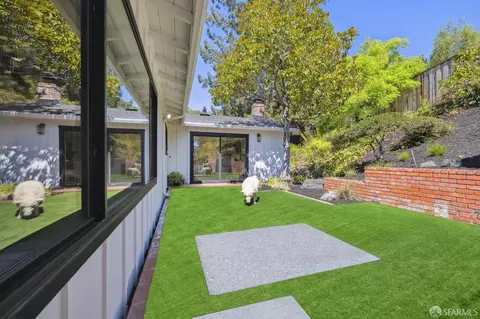 Exterior - 22 Lance Ct, Moraga, CA 94556 photo 4 of 14