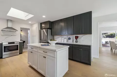 Kitchen - 22 Lance Ct, Moraga, CA 94556 photo 3 of 5