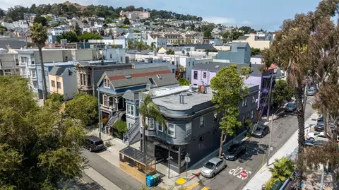 82 Pond St, San Francisco, CA 94114
