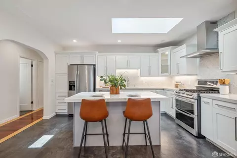 Kitchen - 722 37th Ave, San Francisco, CA 94121 photo 3 of 12