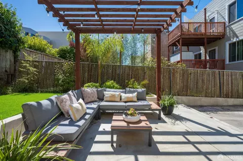 Exterior - 722 37th Ave, San Francisco, CA 94121 photo 9 of 23