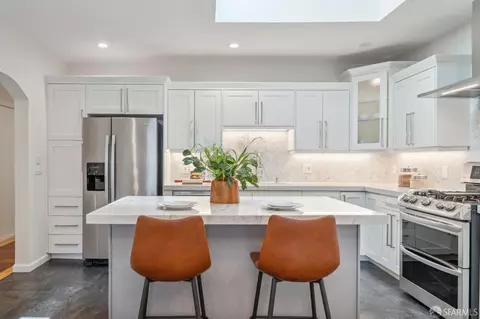 Kitchen - 722 37th Ave, San Francisco, CA 94121 photo 4 of 12
