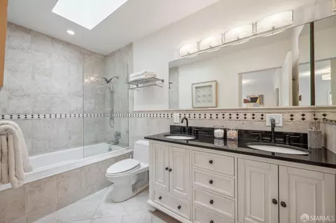 Bath - 722 37th Ave, San Francisco, CA 94121 photo 1 of 7
