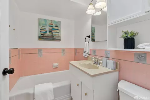 1995 34th Ave, San Francisco, CA 94116 photo 16