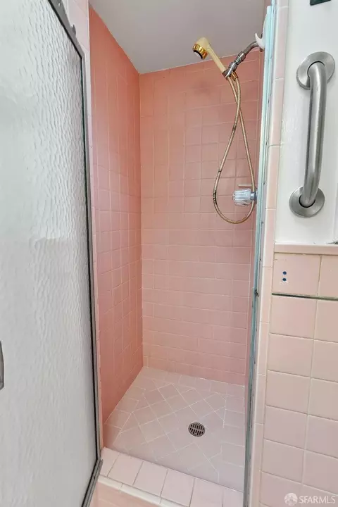 1995 34th Ave, San Francisco, CA 94116 photo 17