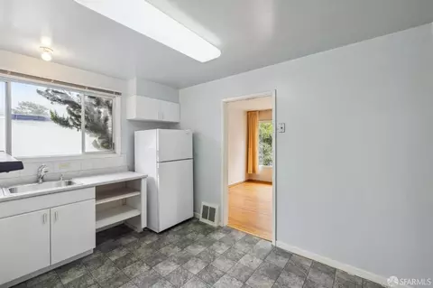 381 Dellbrook Ave, San Francisco, CA 94131 photo 12