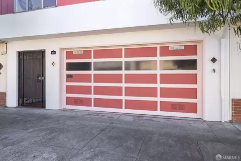 217 Sweeny St, San Francisco, CA 94134 photo 3