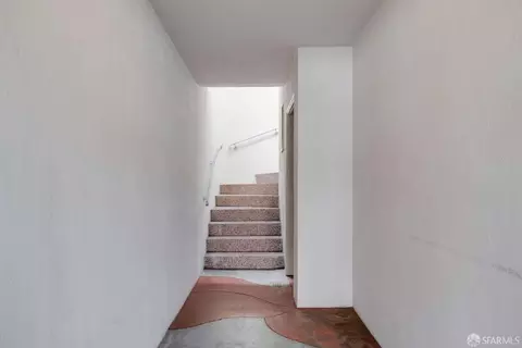 217 Sweeny St, San Francisco, CA 94134 photo 4